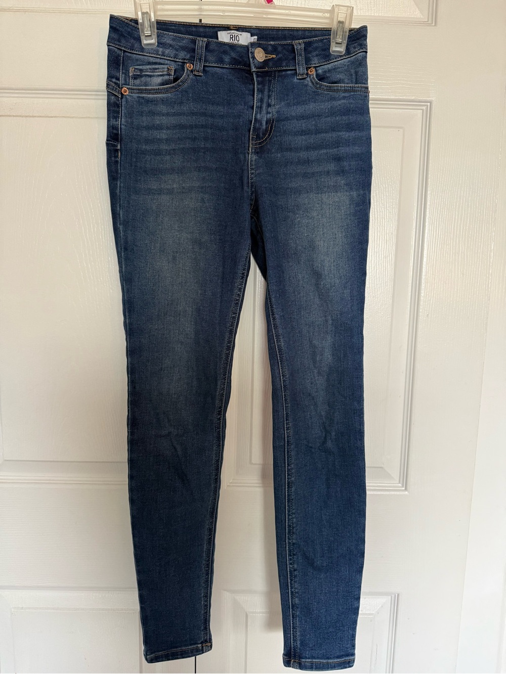 RIO Mid-Rise Skinny Jeans in Dark Indigo